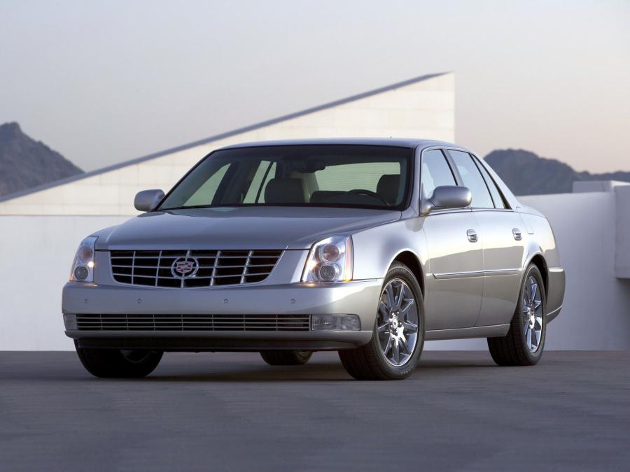  Cadillac DTS 2005 года  (фото 7 из 22)